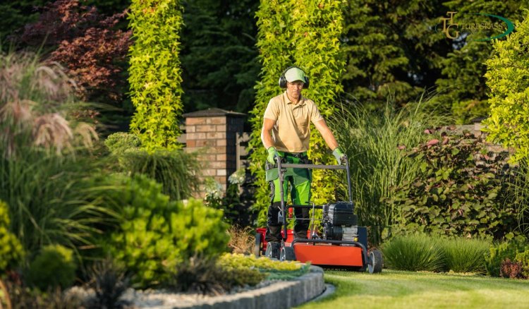 Lawn Maintenance: Essential Tips for a Healthy Yard